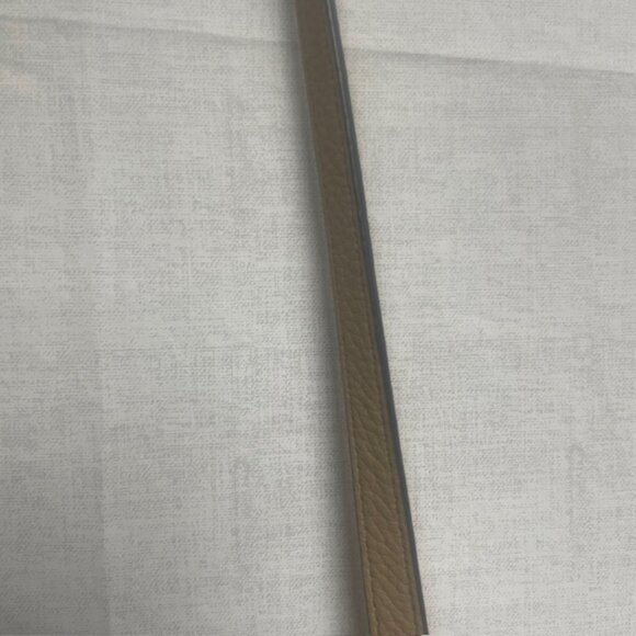 Michael Kors Bedford Tan Leather Flap Crossbody Bag - Adjustable Shoulder Strap - Picture 8 of 16